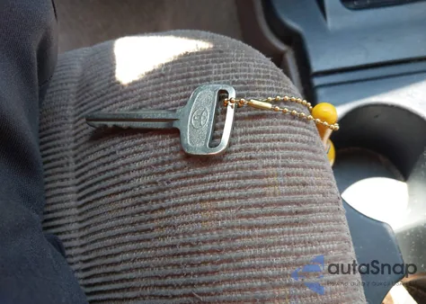 1999 Toyota 4Runner z USA, uszkodzony, nr VIN JT3GM84R7X0050600